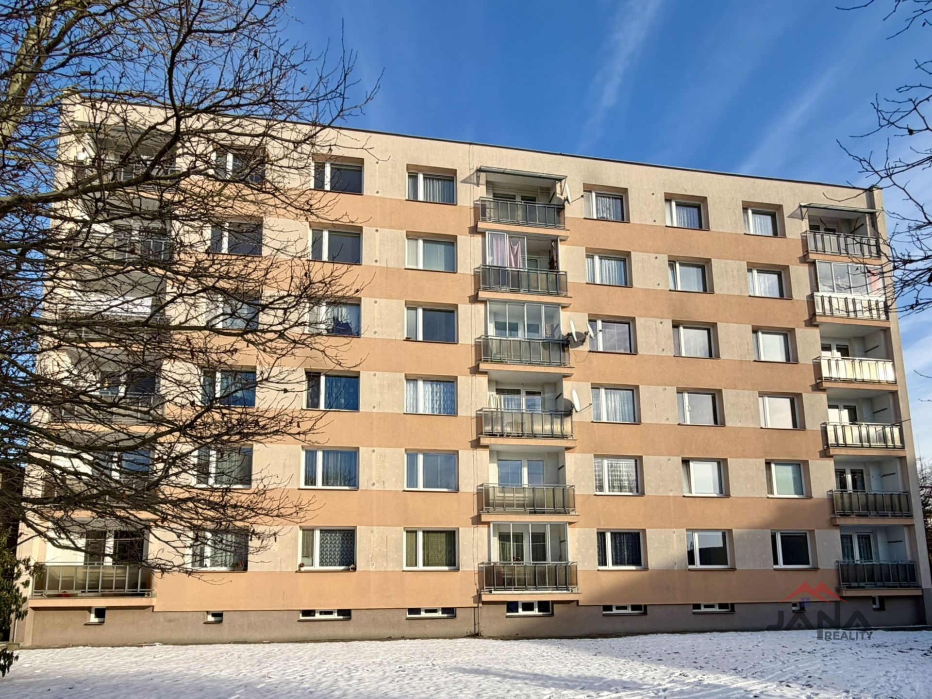 Prodej bytu 1+1, 37 m² – Sídliště Jana Patočky, Turnov
