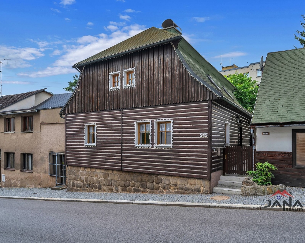 PRODÁNO: Rodinný dům, ul. Markova, Turnov