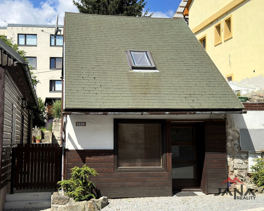 PRODÁNO: Rodinný dům, ul. Markova, Turnov